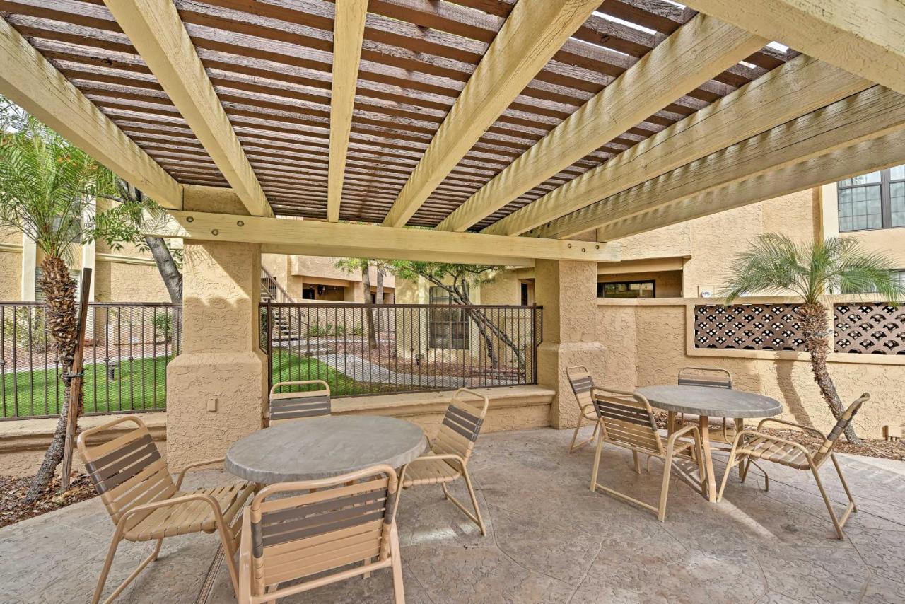 Phoenix Condo With Balcony And Spa - 14 Mi To Downtown Extérieur photo